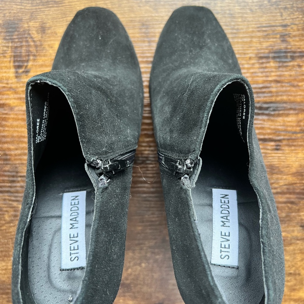 Steve Madden Ankle Pumps